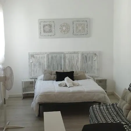 My Small Penthouse With Views.tourism & Tranquility & Sun