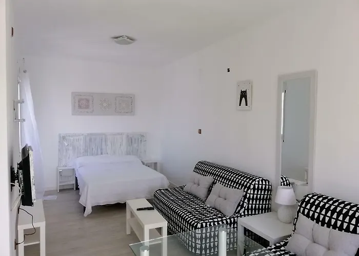 My Small Penthouse With Views.tourism & Tranquility & Sun *